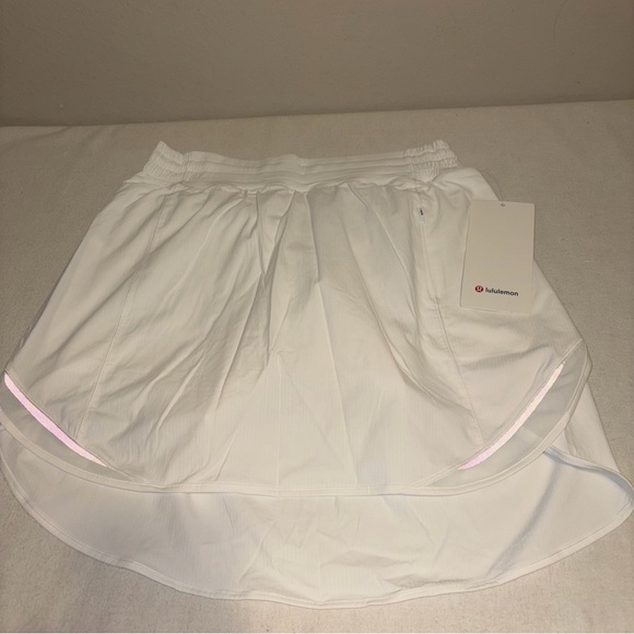 NWT Lululemon Hotty Hot High-Rise Skirt *Long
White Size 8 - Picture 2 of 10